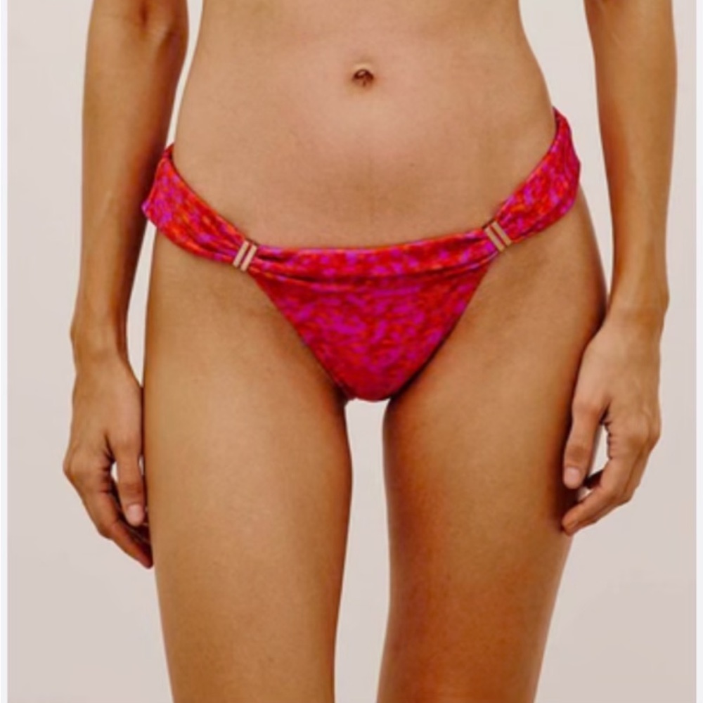 NWOT ViX BIA TUBE BIKINI Bottom Size M $108